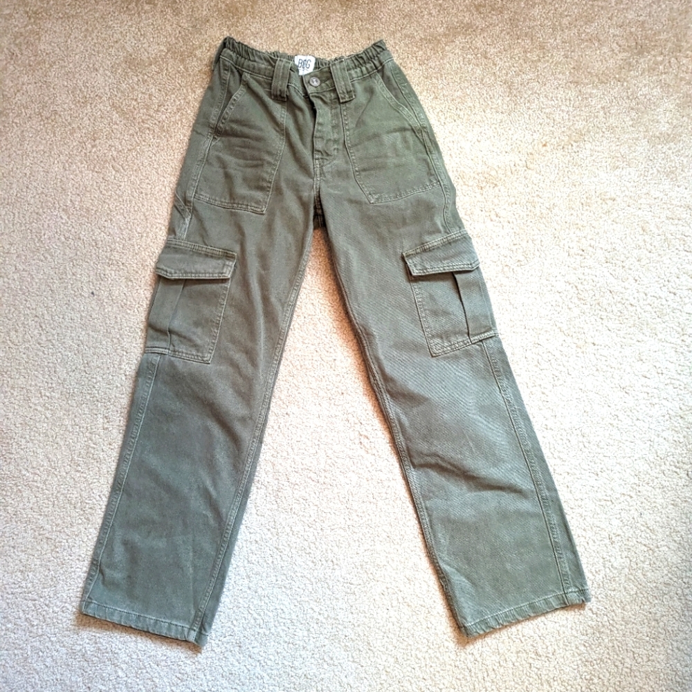 BDG urban skate pants size 24